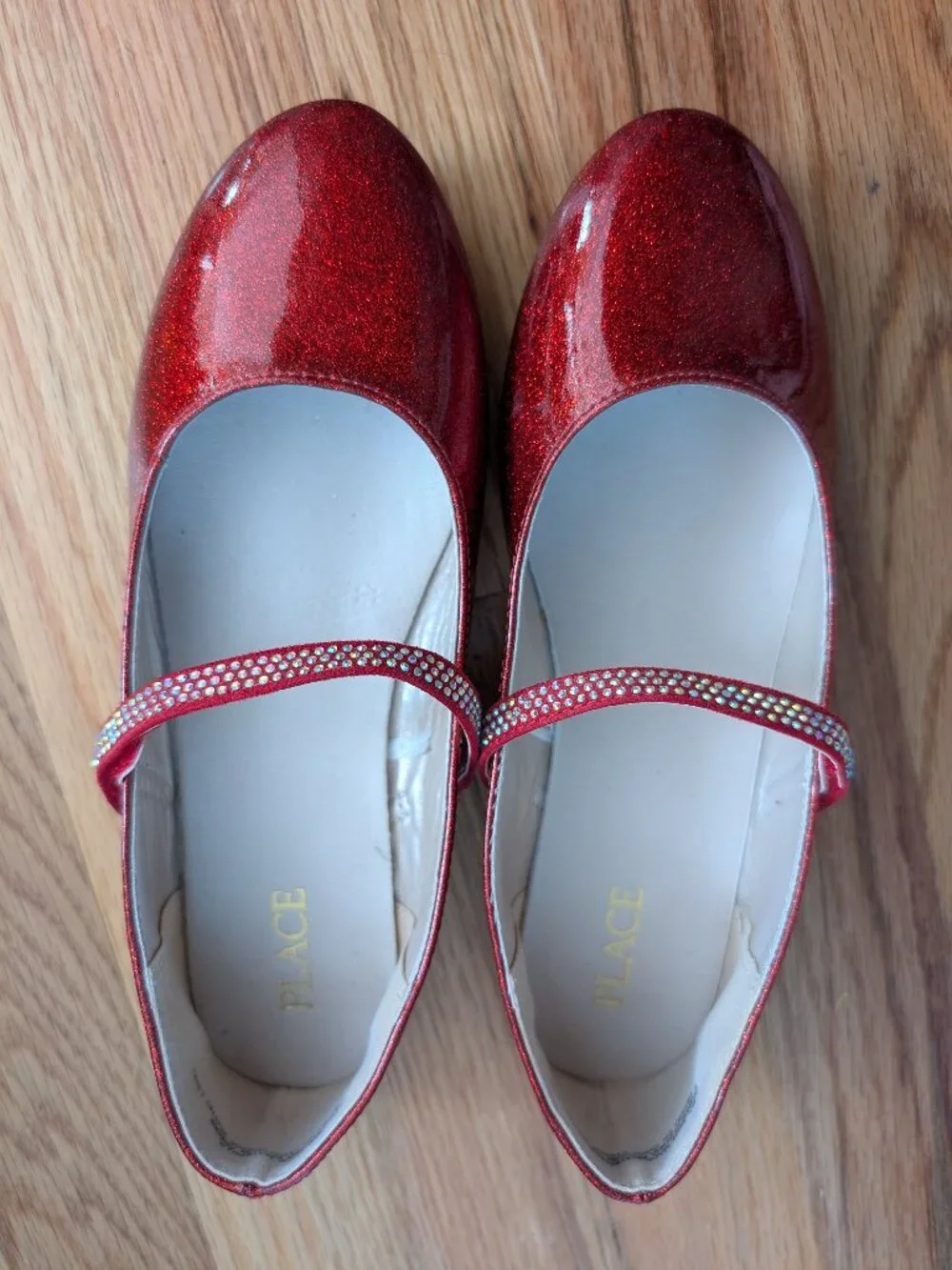 Ruby Red Girls Shoes Size 5